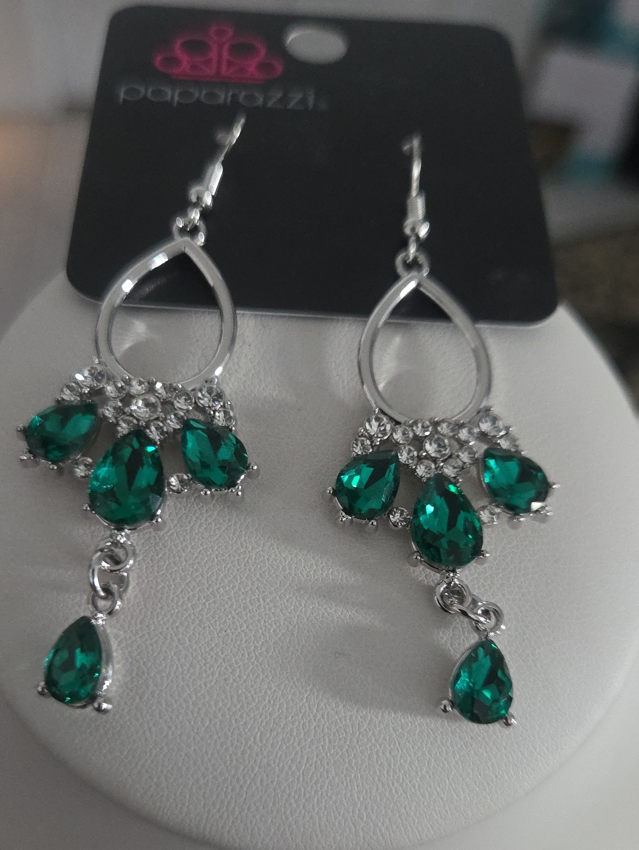 Paparazzi Gem Dangle Earrings Nwt